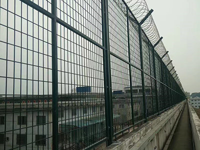 巡邏道隔離網圖片2